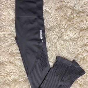 Gym shark leggins